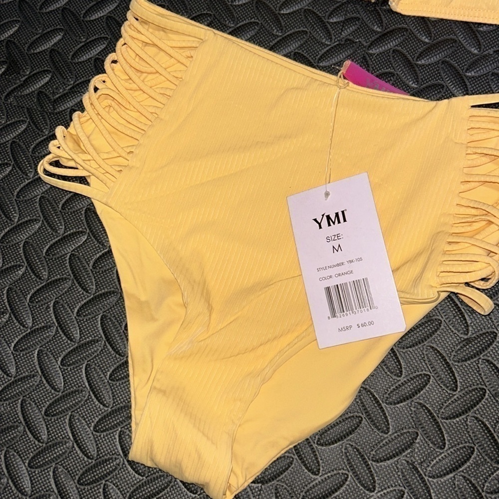 YMI bikini Set - Picture 3 of 3